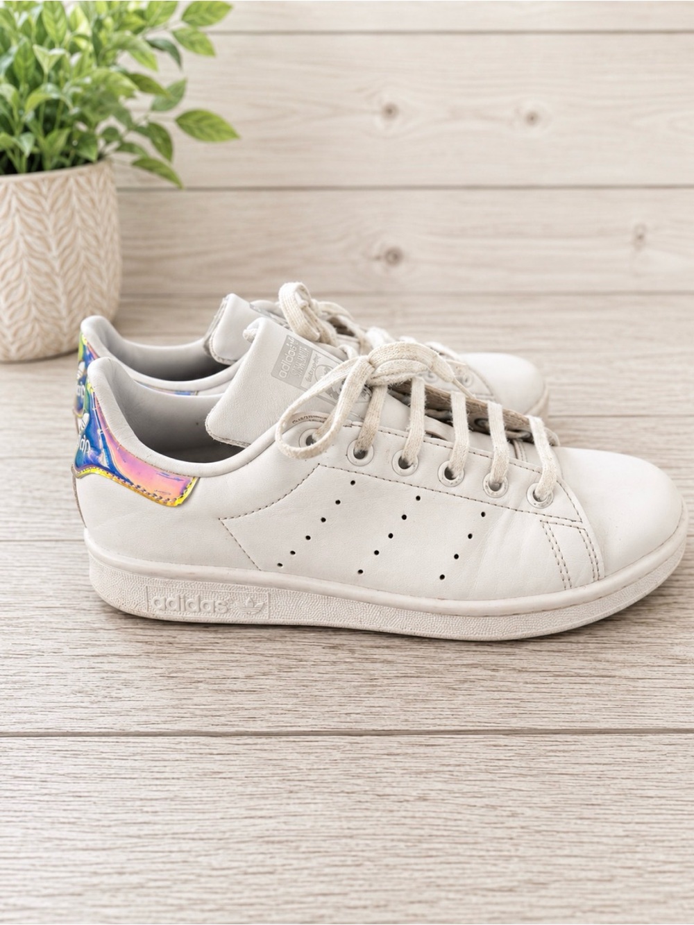 Adidas Stan Smith Iridescent Heel Sneakers Women’s 5 White Leather Holographic